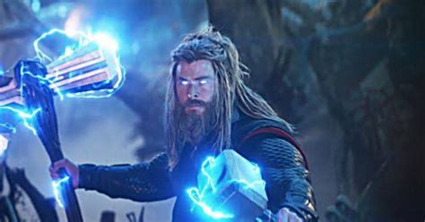 'Avengers 5' theory: Thor leaving sets up an epic crossover from the comics