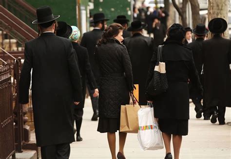 How Orthodox Jews Avoid Wearing Wool And Linen Together The Forward