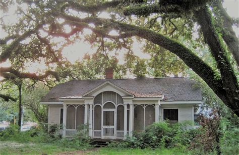 Living Rootless Louisiana The Sweet Cottage
