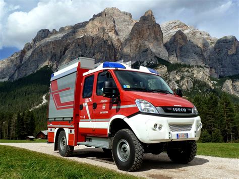 The iveco daily is a large light commercial van produced by the italian automaker iveco since 1978; IVECO DAILY 4x4.El Daily musculado.