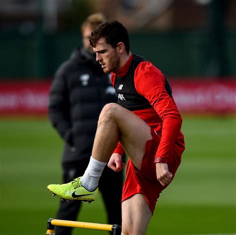 Liverpool's andrew robertson takes on espn's bake off challenge with alexis nunes | premier league. Andrew Robertson says Liverpool may face Old Trafford ...