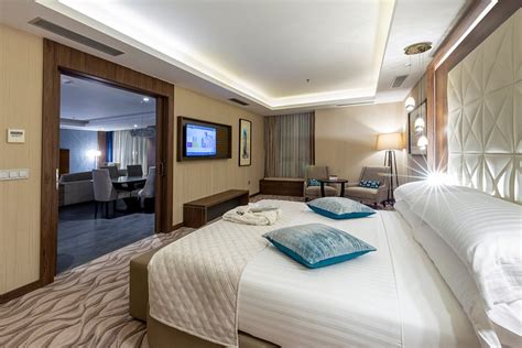 Az Hotels Grand Oran Hotel Es Senia Algérie Tarifs 2024 Et 14 Avis