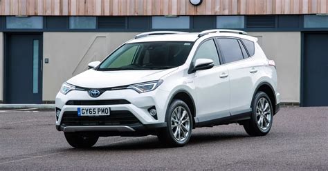 Original Small Suv The Toyota Rav4 Is All Grown Up But With Fresh Lease