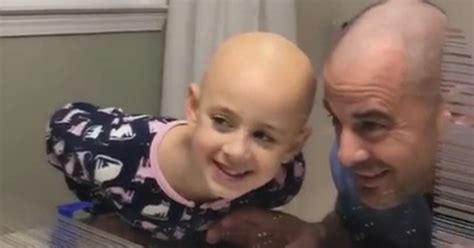 Devoted Dad Shaves Head For Daughter With Alopecia Who Said She Didnt