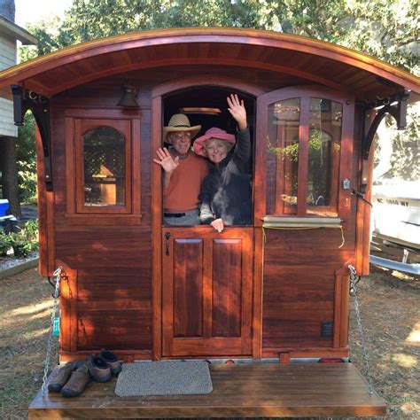 Build this gypsy wagon and hit the road! Pin on Tiny house