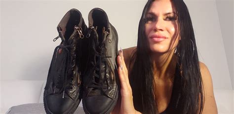 Xana S Stinky Leather Chucks Xana S Palace Foot Fetish Videos