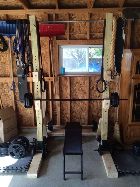 .alles brauche um ein power rack selber zu bauen?habe leider nicht so viel geld um mir ein power rack zu kaufen aber ein kollege von mir würde mir das bauen aber er bräuchte halt eine genaue anleitung dafür.könnte zwar auch auf raten eine. Cheap homemade squat rack | At home gym, Diy home gym ...