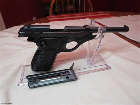 Rare 1968 Pietro Beretta Model 71 6 Barrel 22lr Semi Auto Pistol