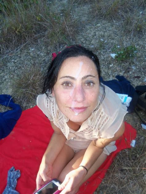 Mature Outdoor Cum Facial