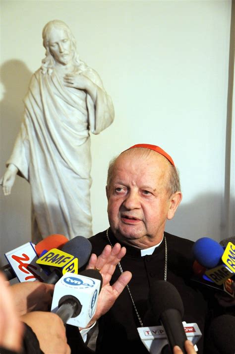 Na stronie znajdują się produkcje hiphopowe, eksperymenty z muzyką elektroniczną i beatboxem. Dziwisz: Prezydent Kaczyński kochał Kraków | Gazeta Krakowska