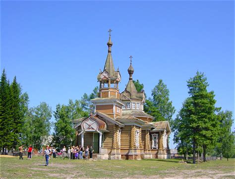 What is the current time? Tyumen oblast, Russia guide