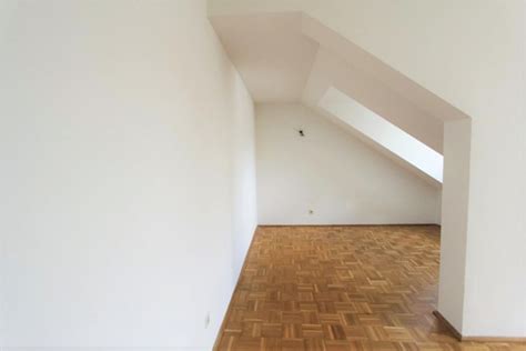 Neu 40 provisionsfreie* wohnungen in solln (münchen) (mietspiegel von solln (münchen)). OHNE PROVISION: Helle 2-Zimmer-Wohnung mit großem Balkon ...