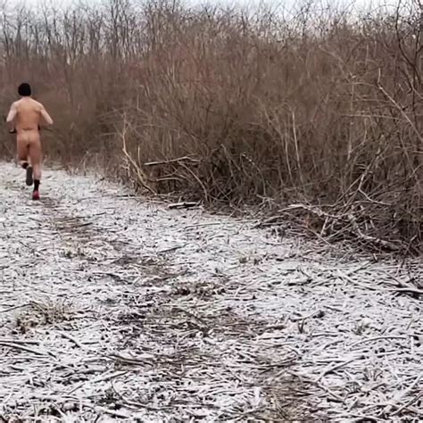 Nackt Im Schnee Laufen Xhamster