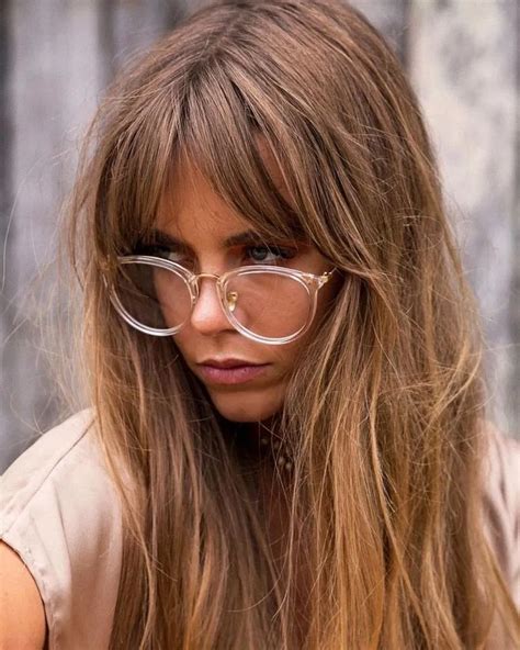 Beautiful Bangs Hairstyle For Women With Glasses Artbrid Long