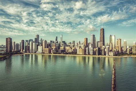 Mattafix — big city life (solid groove remix). Chicago Ranked as the Best Big City in America, Again