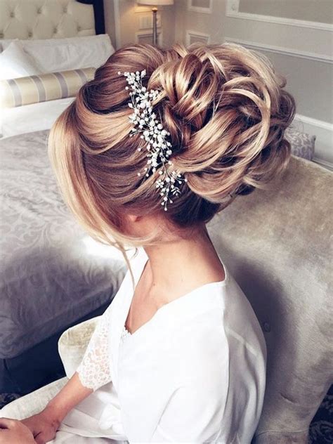 A long braided hairstyle for thin hair can make your mane look gorgeous for the wedding. 25 Chic Updo Wedding Hairstyles for All Brides ...