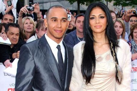Последние твиты от lewis hamilton (@lewishamilton). Nicole Scherzinger: Liebesurlaub mit Lewis Hamilton - die ...
