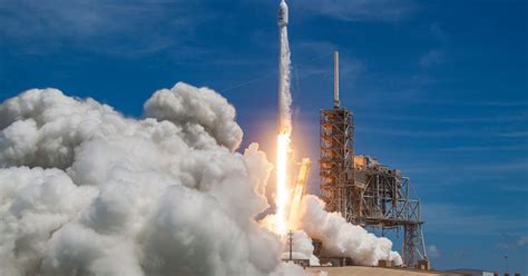 Elon Musk Instagrammed A Video Of His Spacex Rocket Landing