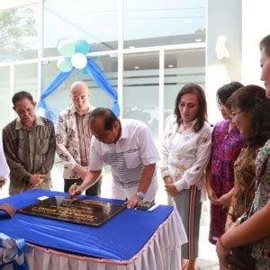 Bagi anda yang tinggal di daerah kota surabaya. Klinik Mata Hadir di Kota Bitung | Manado Today