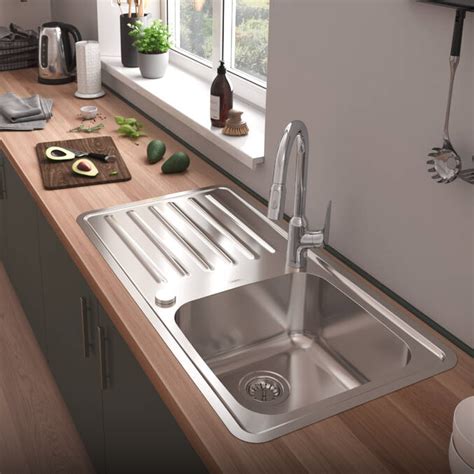 Roca Kitchen Sink With Left Drainer 2 