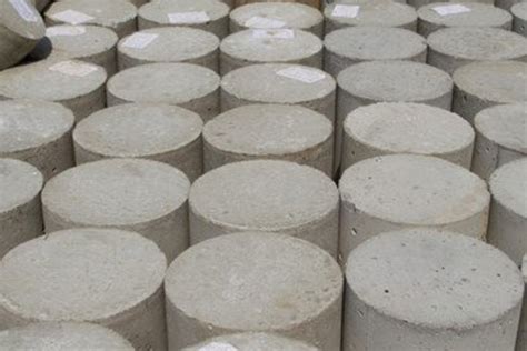 ASTM Standard Test Method C39: Compressive Strength of Concrete