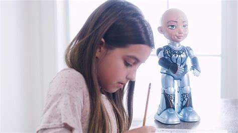 il robot umanoide in miniatura che insegna la programmazione ai bambini wired italia