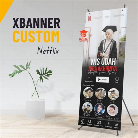 Banner Wisuda Custom Desain Netflix - Kado Wisudaku