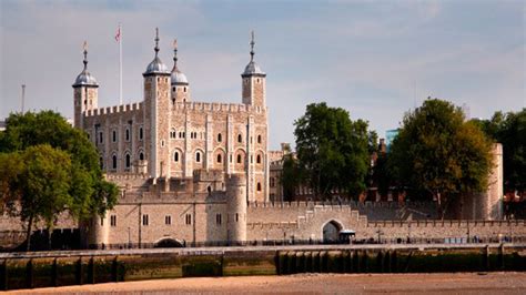 Der tower of london ist eine der berühmtesten sehenswürdigkeiten in london. Seven Historical Facts about the Tower of London - Brewminate