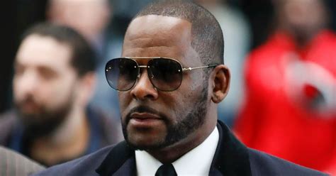 R Kelly Arrested On 13 Federal Sex Crime Charges ~ Gossip Hill Blog