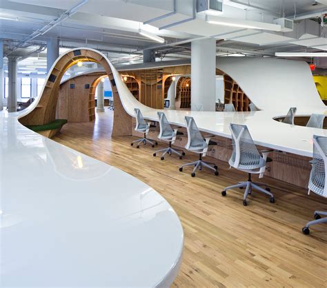 Superdesk Clive Wilkinson Architects Aa13