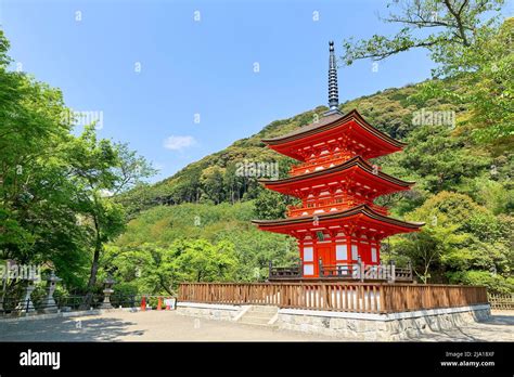 Japan Kyoto Kiyomizu Dera Temple Koyasu Pagoda Stock Photo Alamy