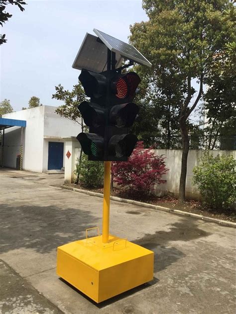 Aspects Movable Solar Traffic Light Solar Portable Traffic Light China Movbable Traffic