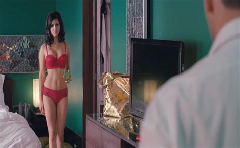 Sunny Leone Underwear Scene In Jism 2 Aznude