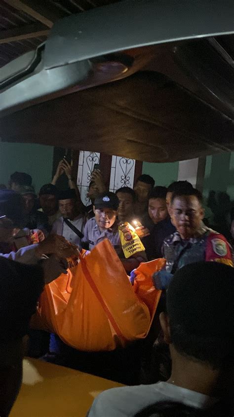 Fotografer Ditemukan Meninggal Diduga Bunuh Diri Rakyat Aceh