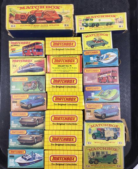 Lot 21 Vintage Matchbox Cars