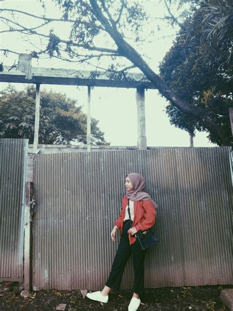 Pin Oleh Nurul Nabilah Di Outfit Fotografi Kasual Gaya Hijab