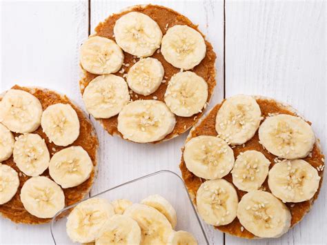 Rice Cakes With Banana And Almond Butter Recipe And Nutrition Eat This Much