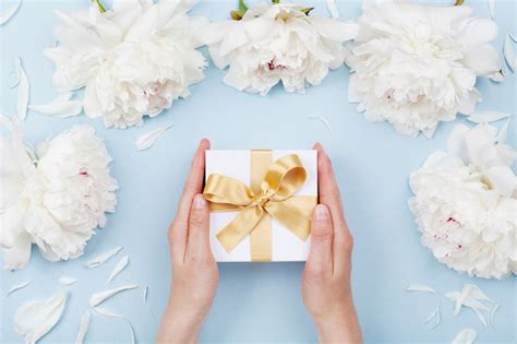 This site also has many other generators — like username and story plot generators. Wedding gift list quiz: What items should be on your list ...
