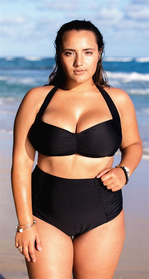 modelo plus sizes in bikini hot sex picture