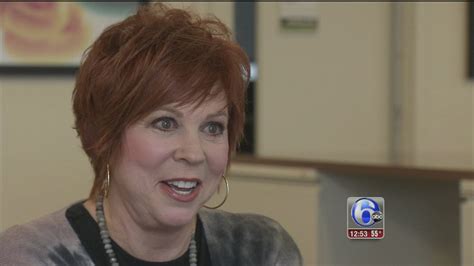 Mama Vicki Lawrence Shares Struggle With Chronic Hives 6abc