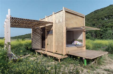 Cabin on the Border was designed by Istanbul architecture studio SO