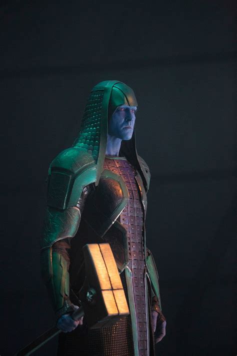 Captain america is a good guy. 'Captain Marvel': Ronan Arrives in New Photo