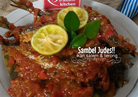 Ikan salem cabi hijau bahan. Resep Sambel Judes Ikan Salem dan Terong Goreng oleh Nancy ...