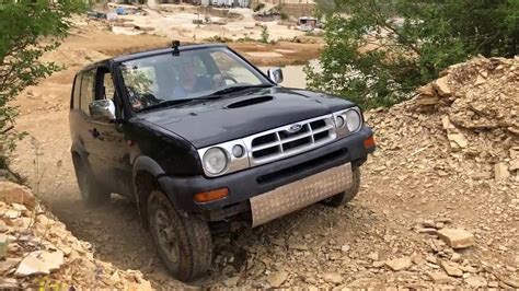 Hier finden sie technische daten, preise, statistiken, tests und die der geländewagen ford maverick wird seit 2002 zusammen mit mazda produziert. Offroadpark Langenaltheim Ford Maverick 1997 / Off Road ...