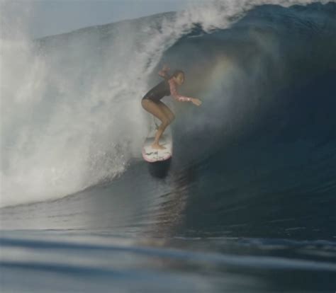Vahine Fierro Gets Insanely Tubed In Tahiti Surfer