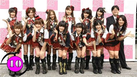 ปักพินในบอร์ด 10 วงดนตรีสาวญี่ปุ่นยอดนิยม 10 Most Popular Japanese Girl Bands