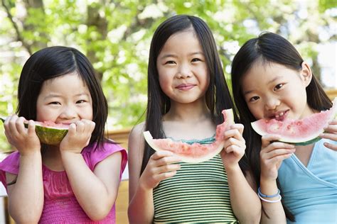 How To Encourage Kids To Eat More Fruit Getdoc Says
