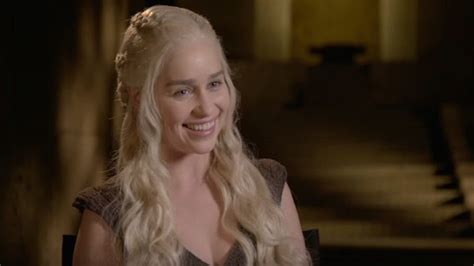 Emilia Clarke Says Shed Love Some Lesbian Action With This Got Character