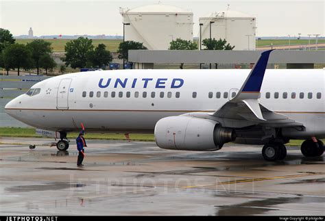 N73259 Boeing 737 824 United Airlines Ryrob Jetphotos