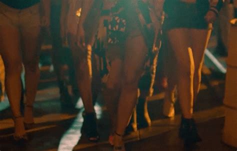 10 Sexy Demi Lovato Moments From Steamy Cool For The Summer Video